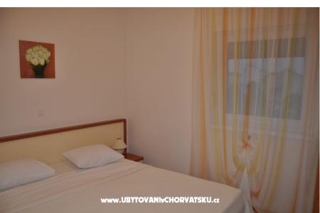 Apartmaji Ivana foto 3
