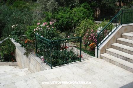 Apartmaji Ivana  foto 3