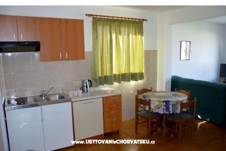 Apartmaji Jadranka foto 5