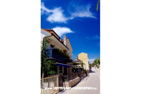 Apartmaji Jerković Gradac foto 3