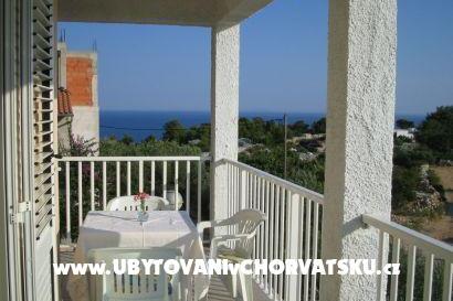 Apartmaji i sobe Maslina foto 3
