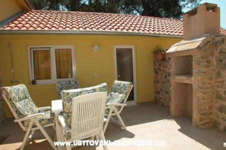 Apartmaji Villa Oleandri foto 2
