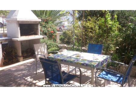 Apartma Oleandar foto 2