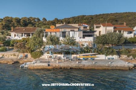 Apartmaji Corto Maltese i Casablan foto 2