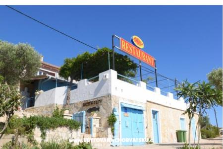 Apartmaji Corto Maltese i Casablan foto 3