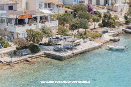 Apartmaji Corto Maltese i Casablan foto 4