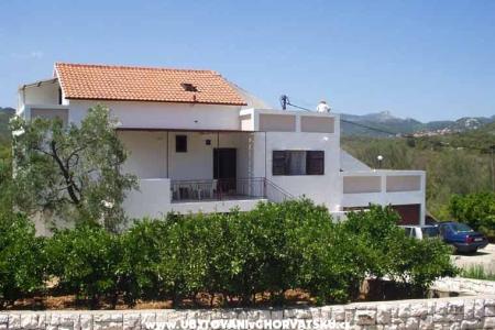 Apartmaji Tonći foto 3