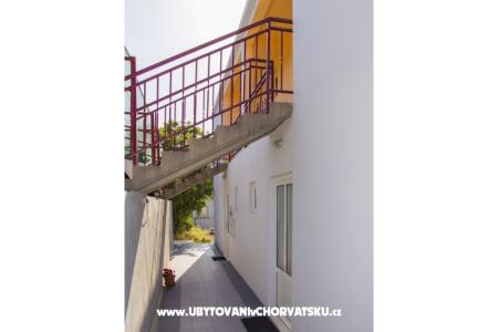 Apartmaji Marijana foto 5