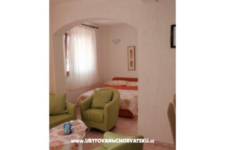 Apartmaji Paola foto 5