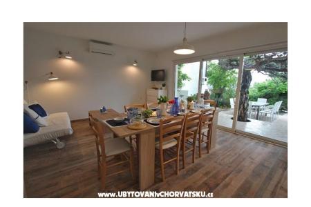 Beachfront Apartmaji Christian foto 4
