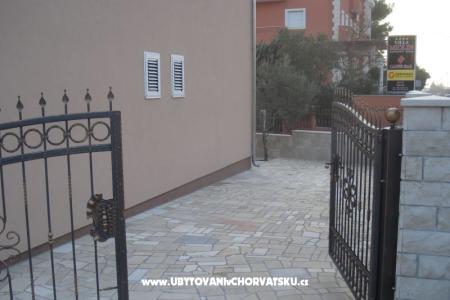 Apartma Mira 5+2 foto 4