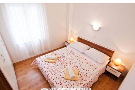 Apartmaji Tadin - Cambi foto 3