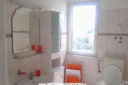 Apartmaji Hiša Valentin foto 5