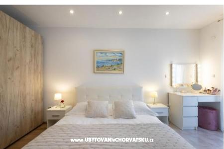 West Apartmaji Kaštela Hrvaška
