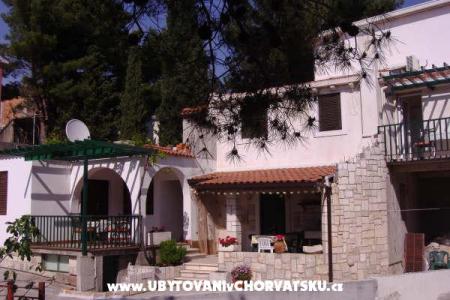 Apartmaji Nikolac foto 4