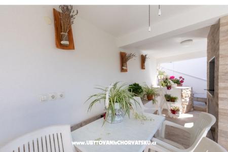 Apartmaji Vesna foto 3