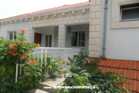 Apartmaji Marica P. foto 3