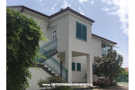 Apartaments Ela Krk otok Krk Hrvaška