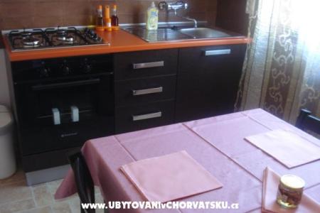 Apartma ETA foto 2