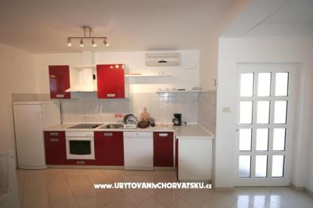 Apartmaji Irena - Krk foto 2
