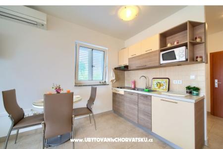 Apartmaji Ivica foto 3