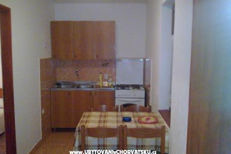 Apartmaji Krk Kornič  foto 4