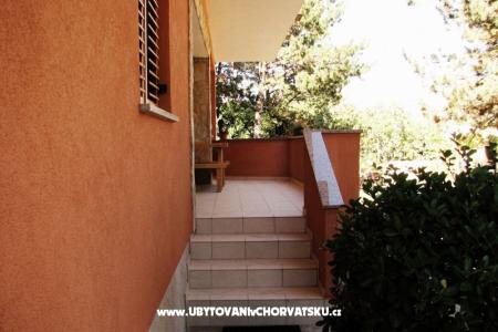 Apartmaji Lili foto 4