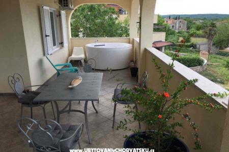 Apartmaji Malinska foto 2