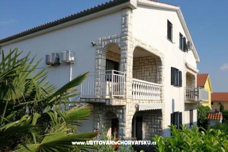 Apartmaji Blazevic, Njivice foto 4