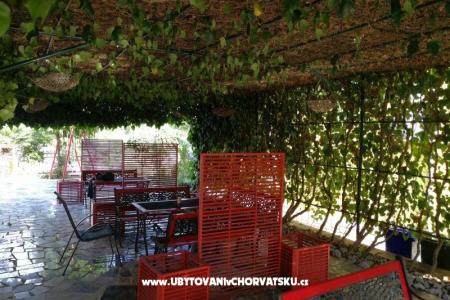 Apartmaji Blazevic, Njivice foto 5