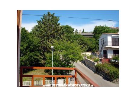 Apartmaji Karla  Njivice foto 3