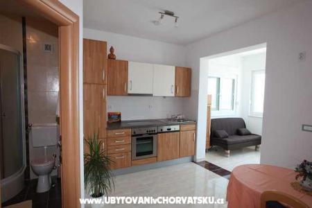 Apartmaji Dana foto 2