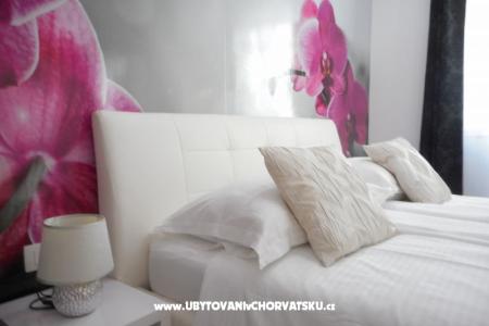 Familia City Center Apartmaji foto 2