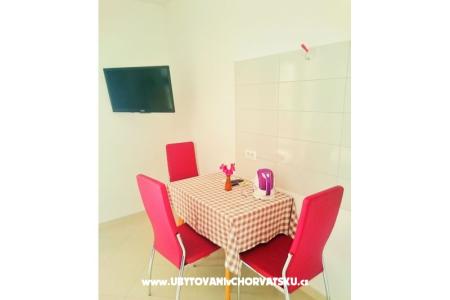 Apartmaji Gojak Makarska foto 5