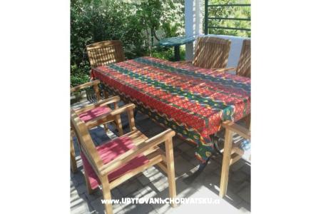 Apartmaji Lena - Makarska foto 3