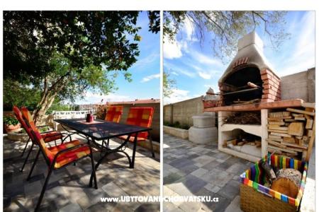 Apartmaji Lena - Makarska foto 5