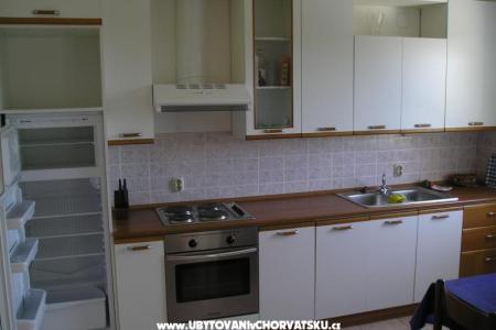 Apartmaji Jadranka foto 2