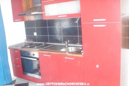 Apartmaji Mila Makarska foto 5
