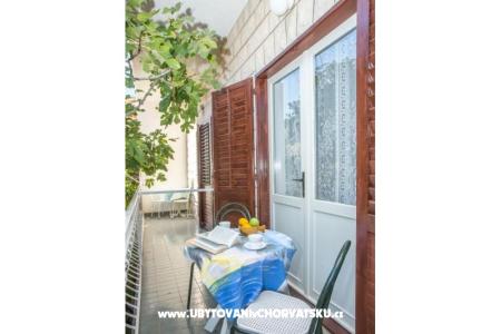Apartmaji Nuić foto 3