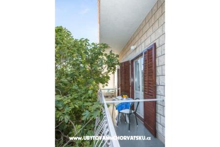 Apartmaji Nuić foto 4