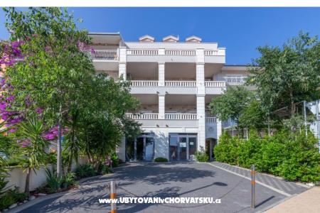 Apartmaji Villa Vranješ Makarska Hrvaška