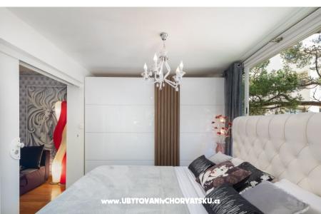 Apartmaji Romilda, by the beach foto 5