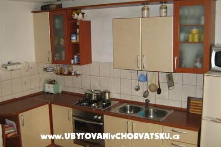 Apartmaji Makarska foto 3