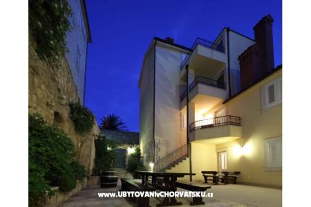 Luxury Apartma Spa- Marina foto 4