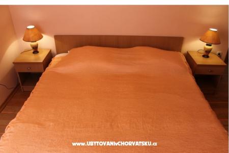 Apartmaji Kuzmanić foto 4