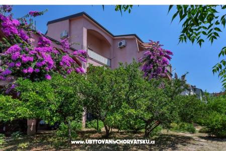 Vila Roza Makarska Hrvaška