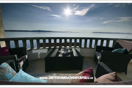 Vila Rozy Makarska Hrvaška