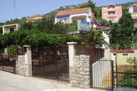 Apartmaji Jelaska foto 2