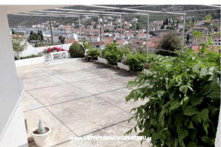Apartmaji Knežević foto 2
