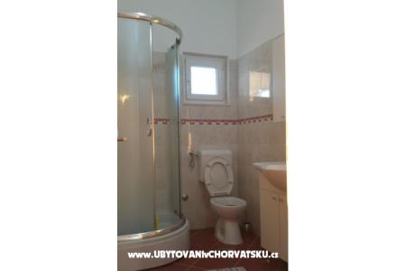 Apartmaji Sevid Nikša i Lucija foto 3